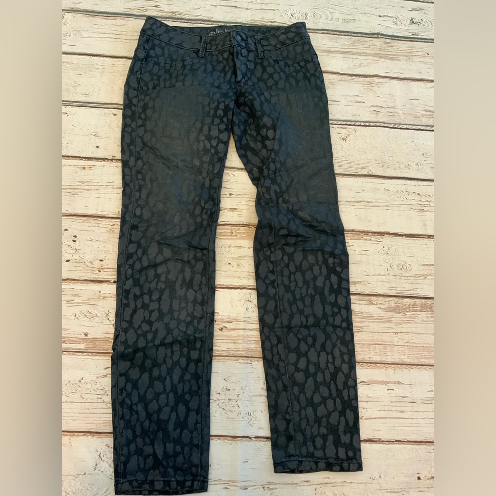 London Jeans Women’s Size 4 Leopard‎ Print Jeans
